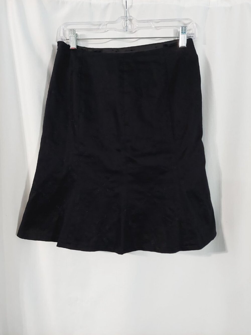 Apostrophe Petite Womens Size 6P Skirt Black Embroidery Floral Side Zipper